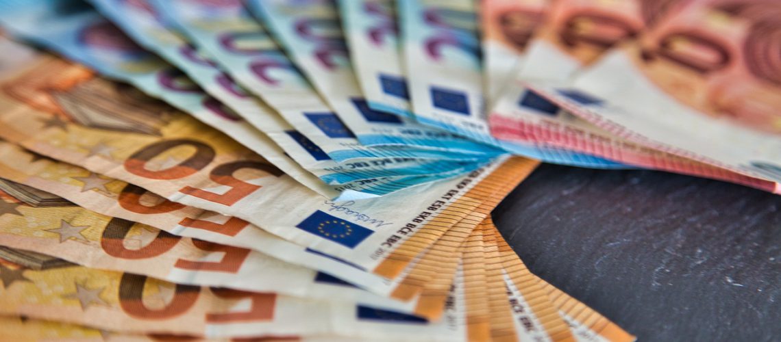 money-5365247_1280
